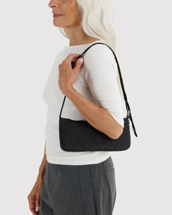 Nylon Pochette - Black - Material: heavyweight-nylon