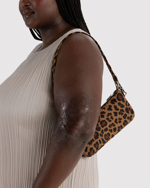 Nylon Pochette - Leopard - Size: B