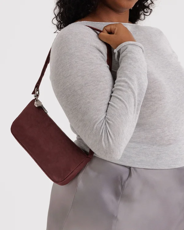 Nylon Pochette - Sale - Mahogany - Size: B